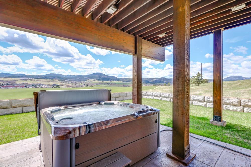 Motorcycle-Themed Home in Spearfish with Hot Tub!